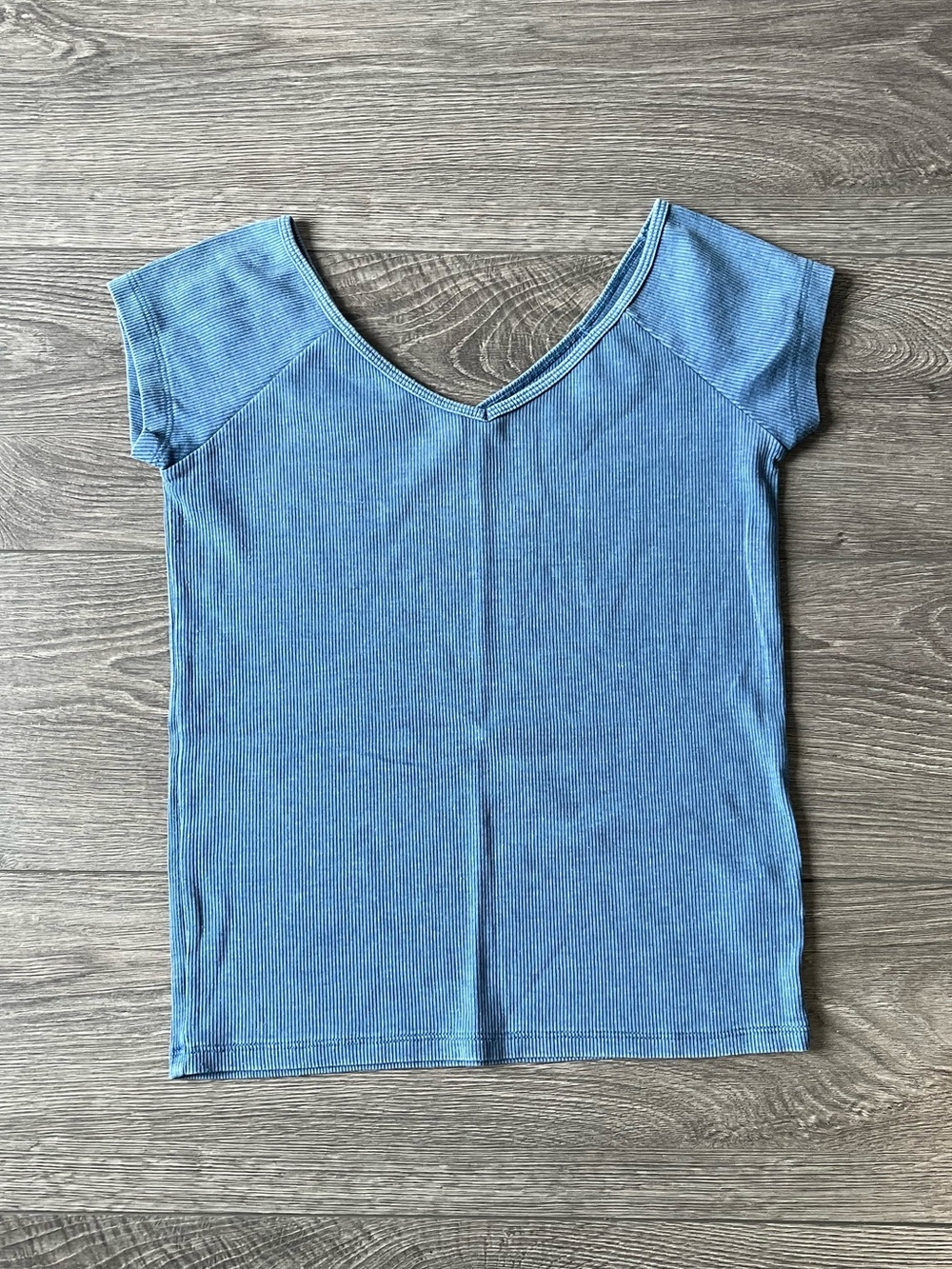 American Eagle Outfitters Ribbed V-Neck Short Sleeve Top - Blue